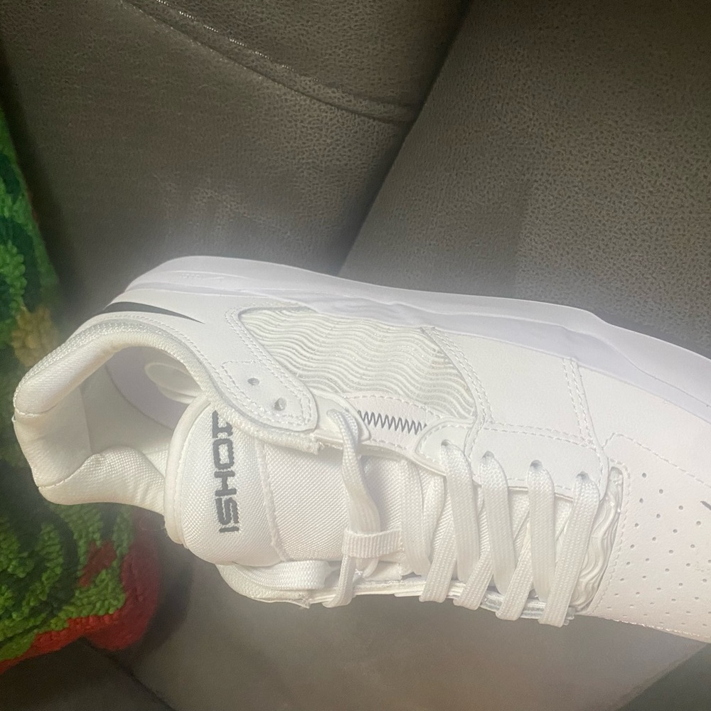 Nike SB Ishod tennis shoes